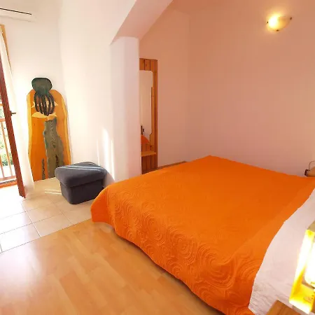 By The Sea Pjescana Uvala, - 20800 Apartment *