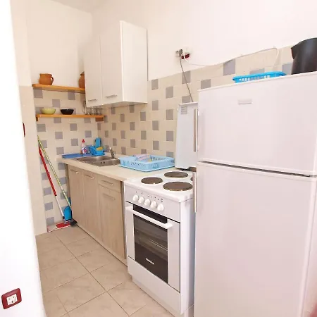 Apartment By The Sea Pjescana Uvala, - 20800 Pula