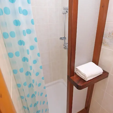 Apartment By The Sea Pjescana Uvala, - 20800 *